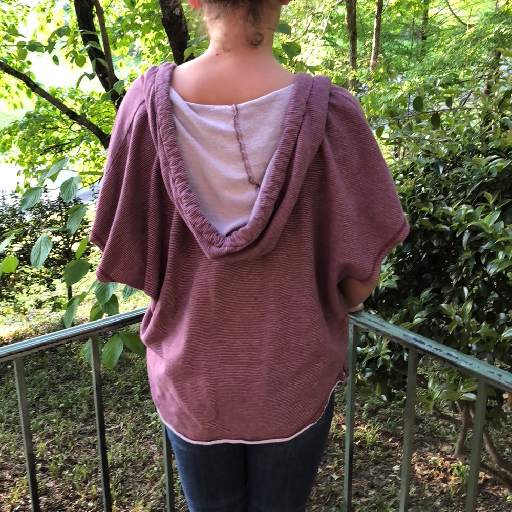 Poncho/hoodie 🍂🍁 - Picture 3 of 7